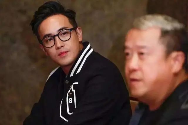 前任黄子佼都结婚了，47岁曾宝仪却仍单身，或因