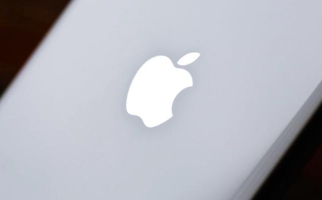 苹果公司首次允许用户可使用消毒湿巾擦拭iPhone