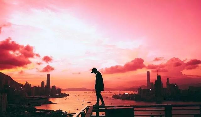 被黑化的强迫症,在他们眼里,自杀也许是种解