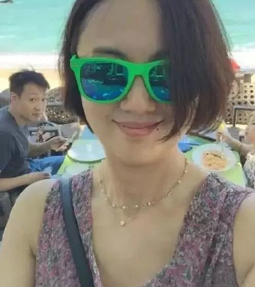 夫妻是大学同学，结婚25年零绯闻，如今老公很红