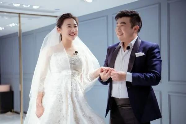 婆婆太强势?何雯娜崩溃痛哭，婆媳关系陷危局，梁超的态度是关键