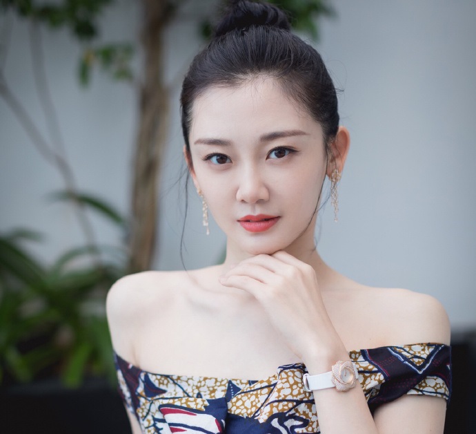 郑凯喜当爹笑容不断，陪苗苗医院检查，苗苗是