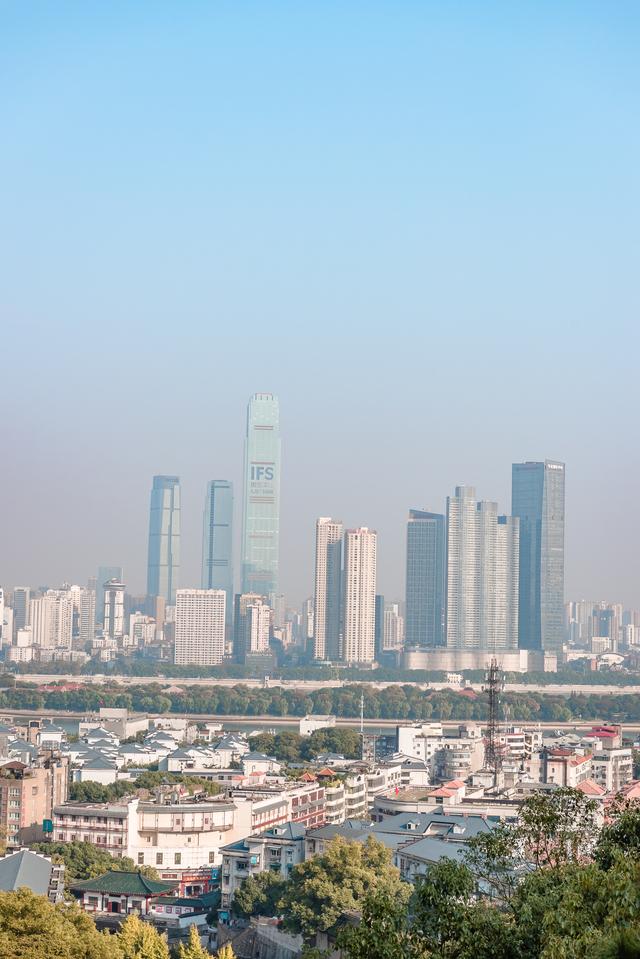 长沙GDP三一重工_长沙三馆一厅图片(3)