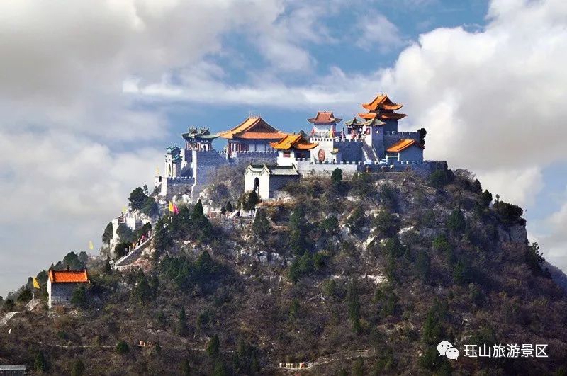 珏山景区现为国家aaaa级景区,国家旅游服务业试点项目,省级风景名胜区