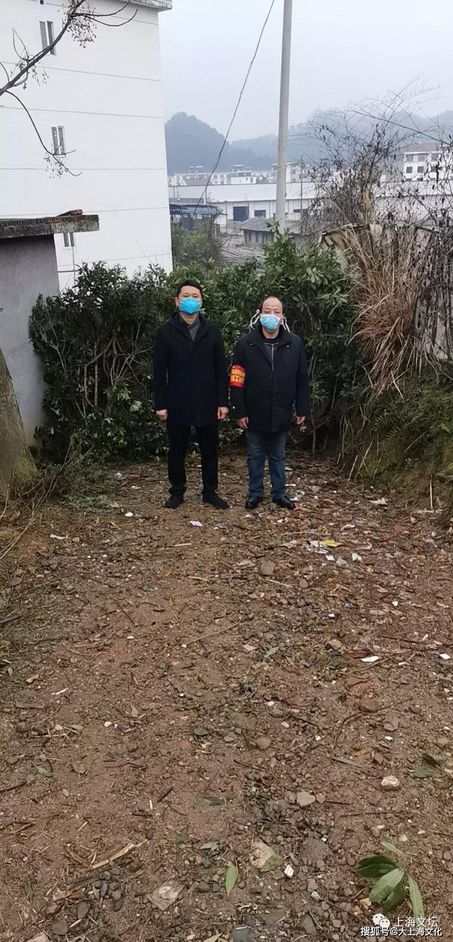 原创新冠毒花败山花烂漫开来自江西铜鼓城北社区胡锦波