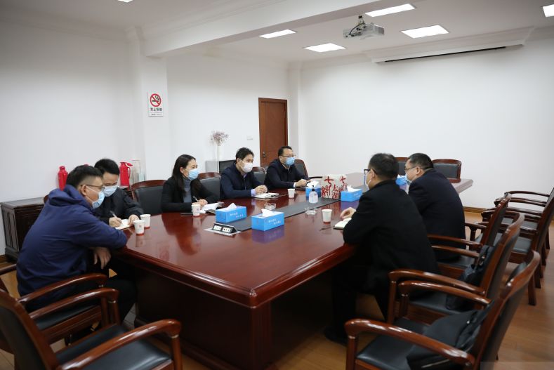 吴江区副区长戚振宇来我镇调研庙港污水处理厂