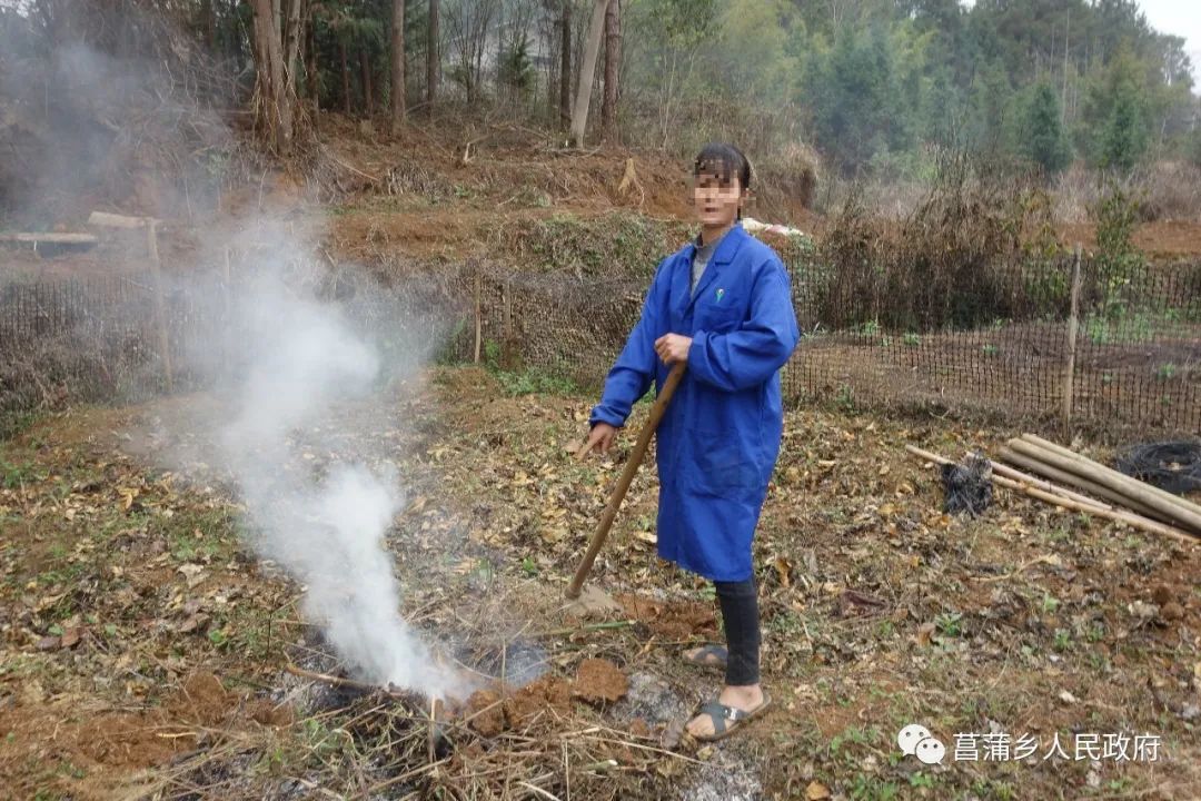 森林防火违反禁火令野外用火寻乌2人因这件事被处罚