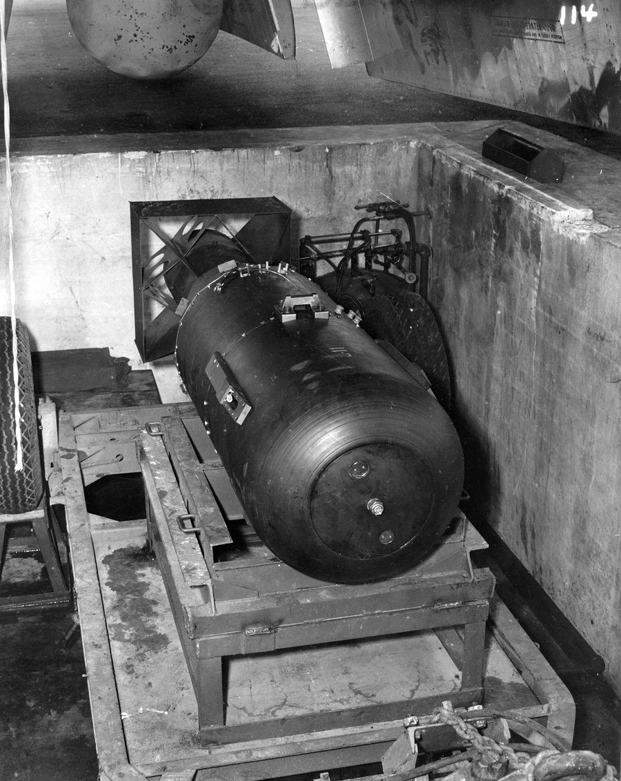 最高机密老照片:投放日本广岛长崎所准备的原子弹