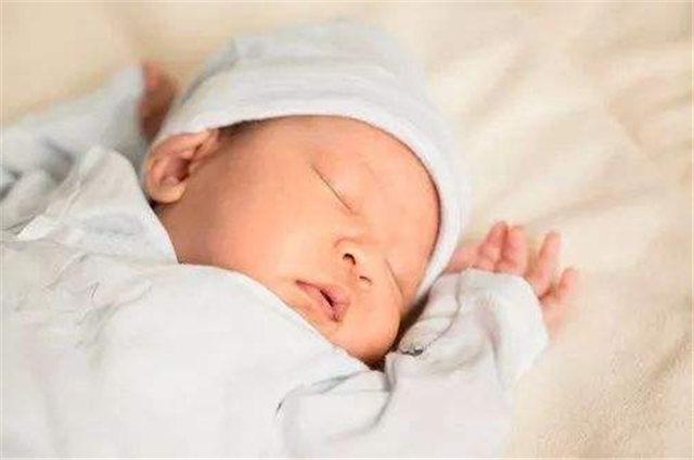 婴幼儿湿巾用错了，会更容易让宝宝生病，尤其是这类湿纸巾