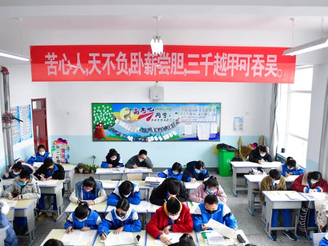 正式开学了！这省已正式开学，多地或将迎来开学潮，学生们的回答亮了