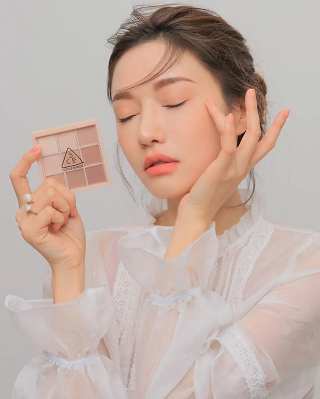 开春必买眼影盘，这七款有一盘就够了！！！