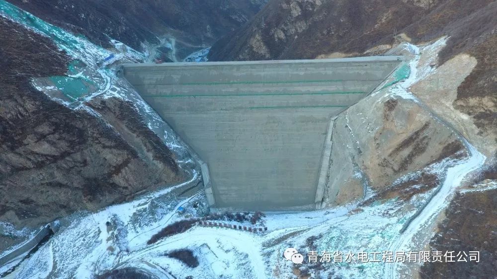 热烈祝贺循化夕昌水库混凝土面板堆石坝坝体填筑圆满完成