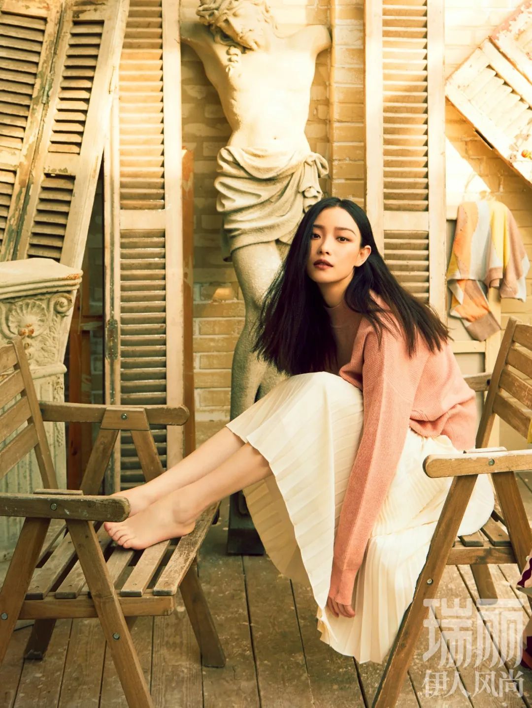 倪妮瑞丽伊人风尚2020年3月刊封面春意盎然里静待花开
