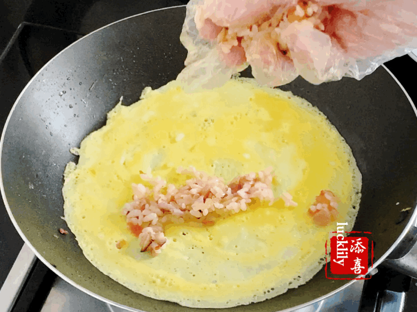 「添喜的厨房」春天的时候把这道有料的日式家庭版蛋包饭装进便当
