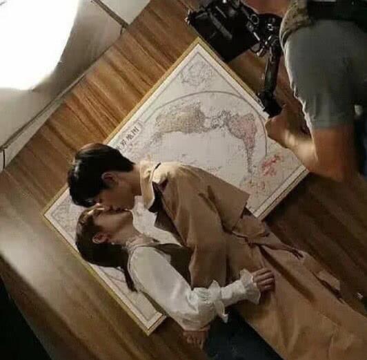 杨紫为何会被骂？《余生请多指教》30集50场吻戏
