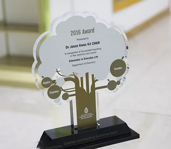 灯箱|亚克力材料在广告标识行业的使用优点