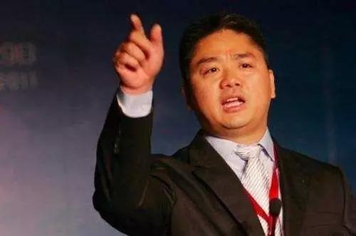 密集卸任旗下公司高管，刘强东两进两出，谁会
