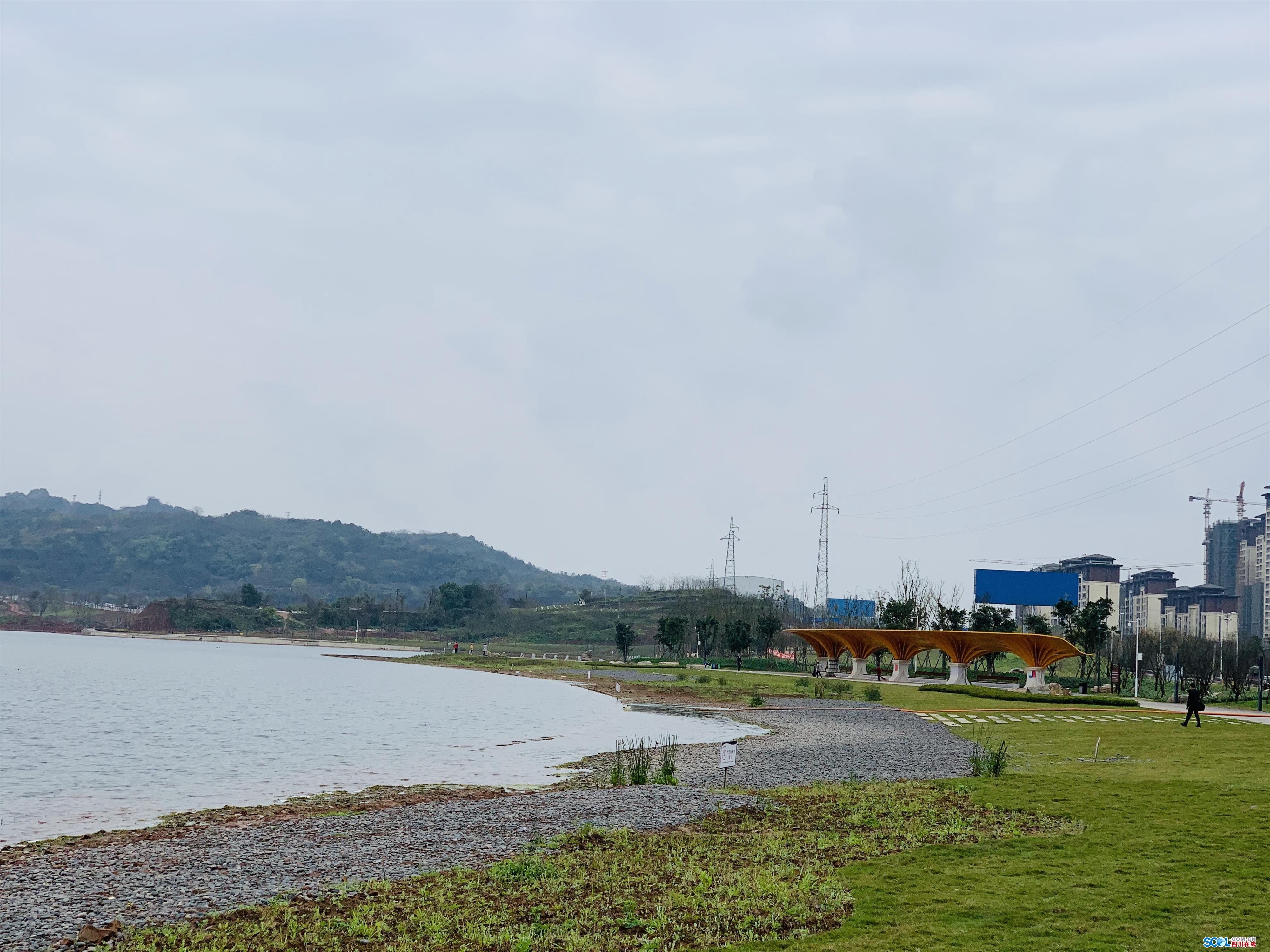 "其实渔子溪河道防洪整治及配套工程项目分为:渔子溪生态湿地公园和