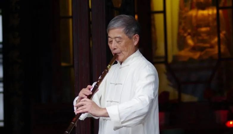 江南丝竹阳八曲洞箫戴树红