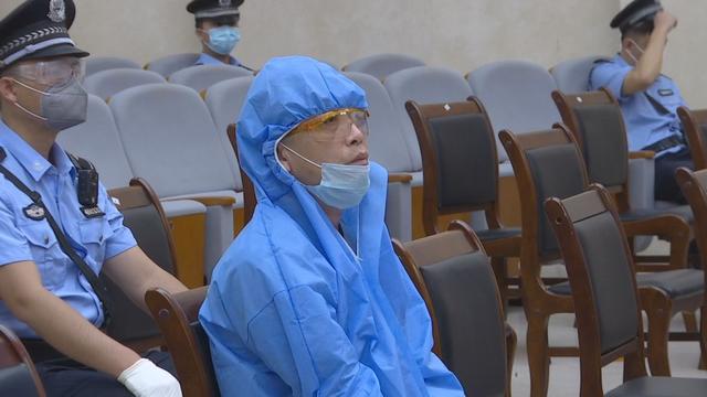 海南昌江黄鸿发特大黑社会性质组织案二审作出判决维持黄鸿发死刑