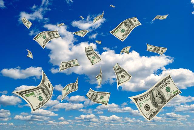 信用卡欠款1万，买车首付要套现支付，其余银行贷款，可以吗？