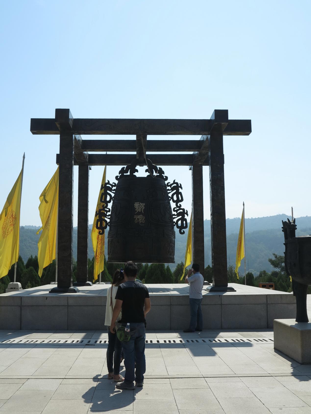 人文初祖,拜黄帝陵_黄陵县