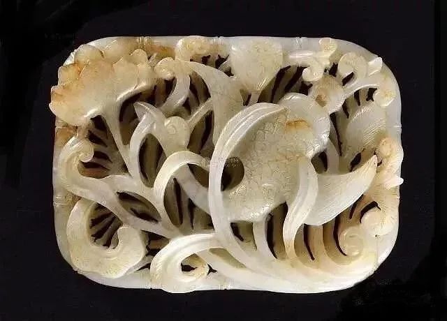因此,尽管辽金玉器同宋代玉器都具有各自的特点,但处在同一历史时期