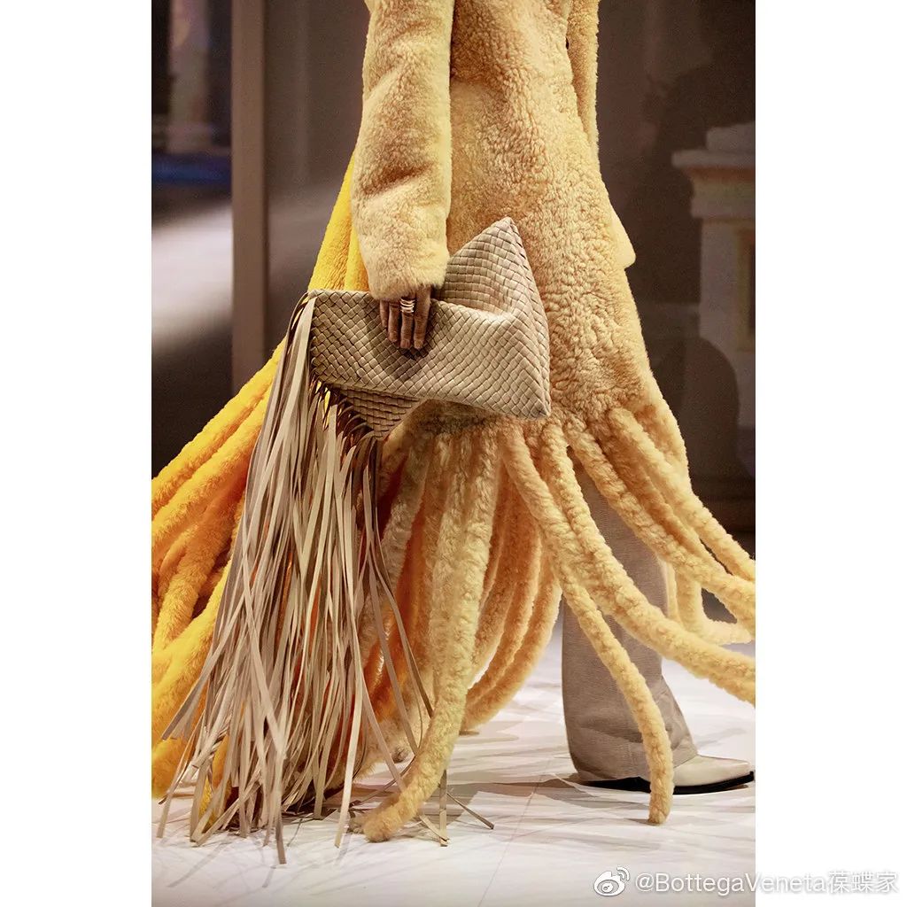 ������ȻҪ�������ֵ�İ���,�ÿ��ֲ���ײ��!