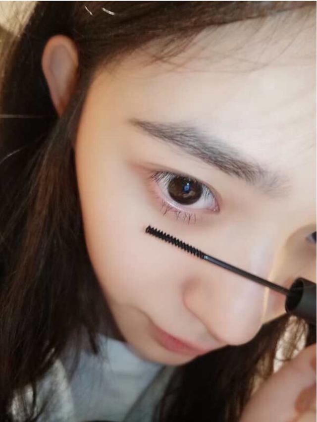 “初恋脸”不仅是靠先天的脸型优势，更需要后期的妆容修饰！