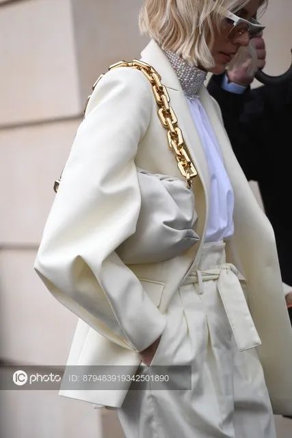 ������ȻҪ�������ֵ�İ���,�ÿ��ֲ���ײ��!