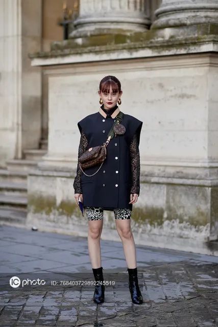 ������ȻҪ�������ֵ�İ���,�ÿ��ֲ���ײ��!