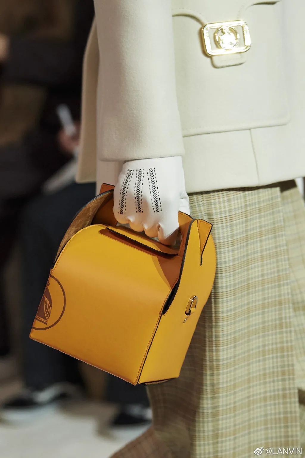 ������ȻҪ�������ֵ�İ���,�ÿ��ֲ���ײ��!