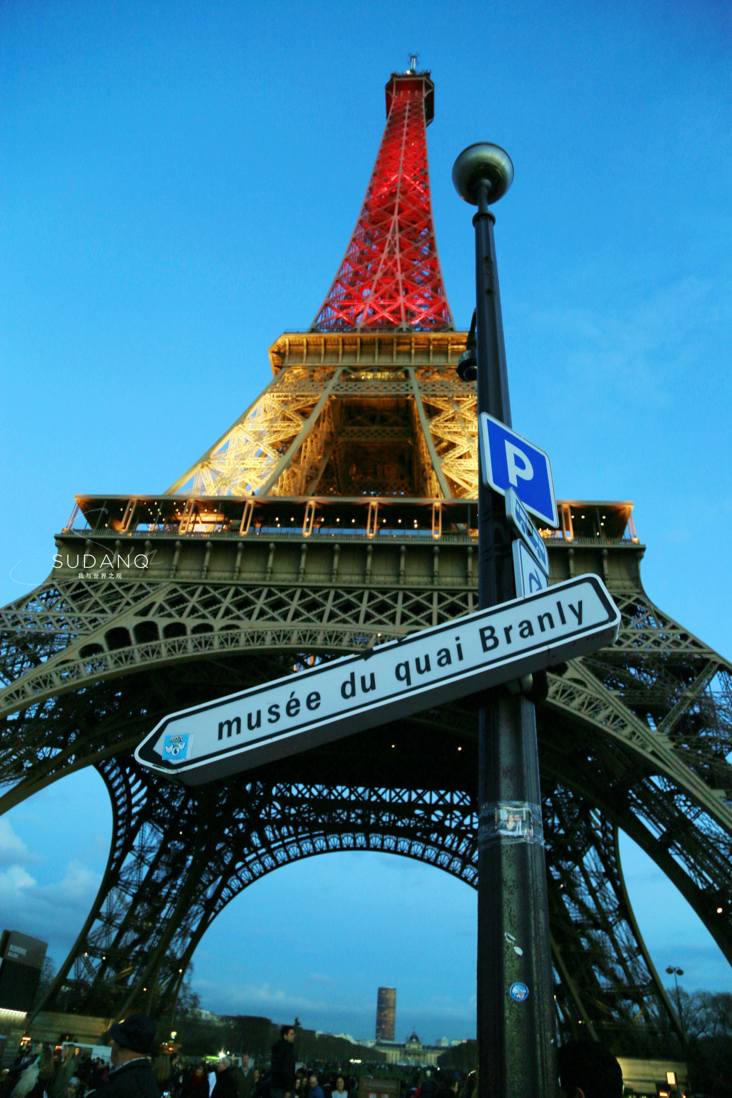 夜巴黎 之 第一夜-30 | 协和广场的三剑客（当然，铁塔是在别处，只是从这里能看得到） | 生恒敬之 生恒爱之 | Flickr