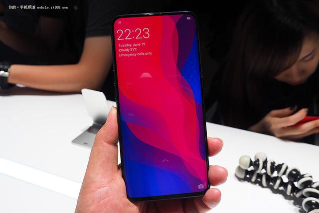 2020的旗舰手机该是什么样子？这款手机有些地方连iPhone都不敢比