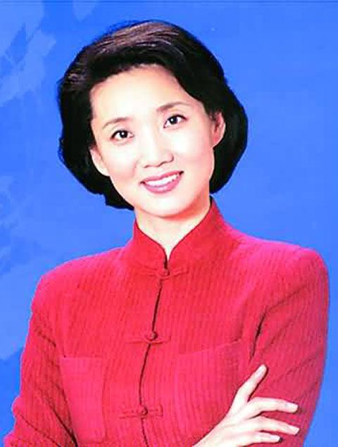 1987年,即将毕业的李修平恰好碰到了中央电视台招人.