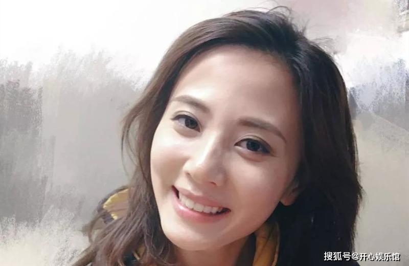 原创 何广沛和朱晨丽,拍剧传出绯闻,疑假戏真做成情侣