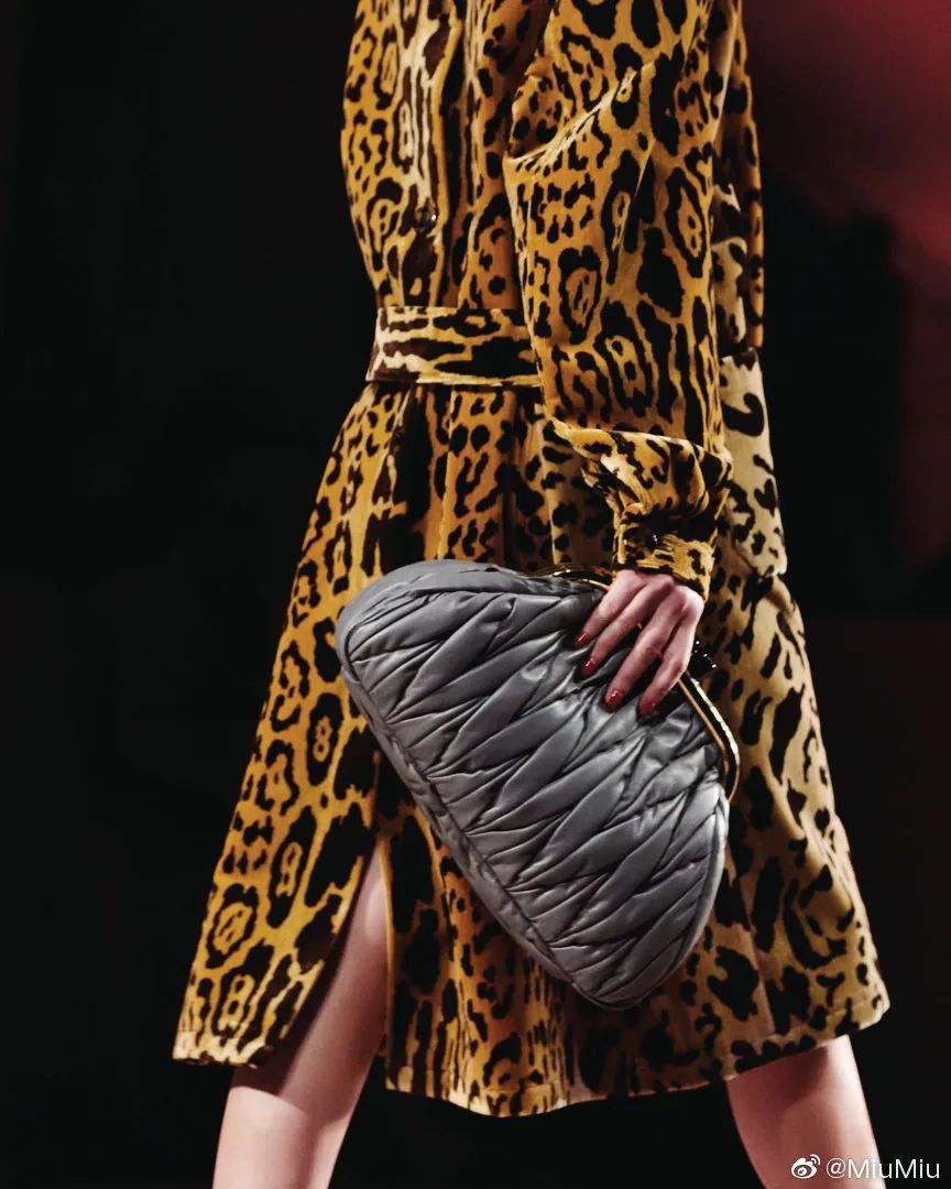 ������ȻҪ�������ֵ�İ���,�ÿ��ֲ���ײ��!