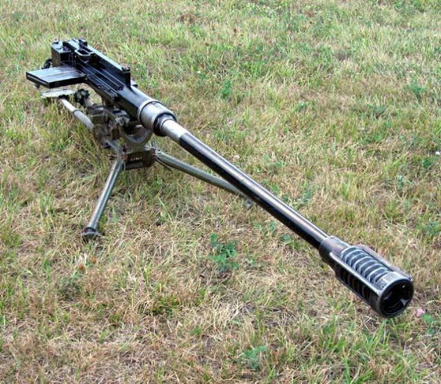 原创24毫米的反坦克武器,瑞士二战的反器材步枪堪比大炮