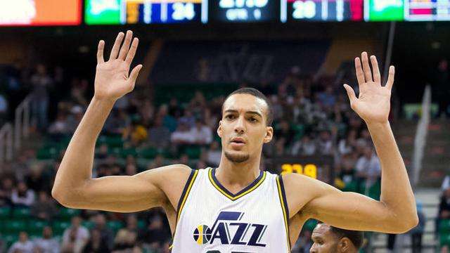 #戈贝尔#NBA停摆70小时 肖华主动联系 戈贝尔又有行动 感染也不闲着，