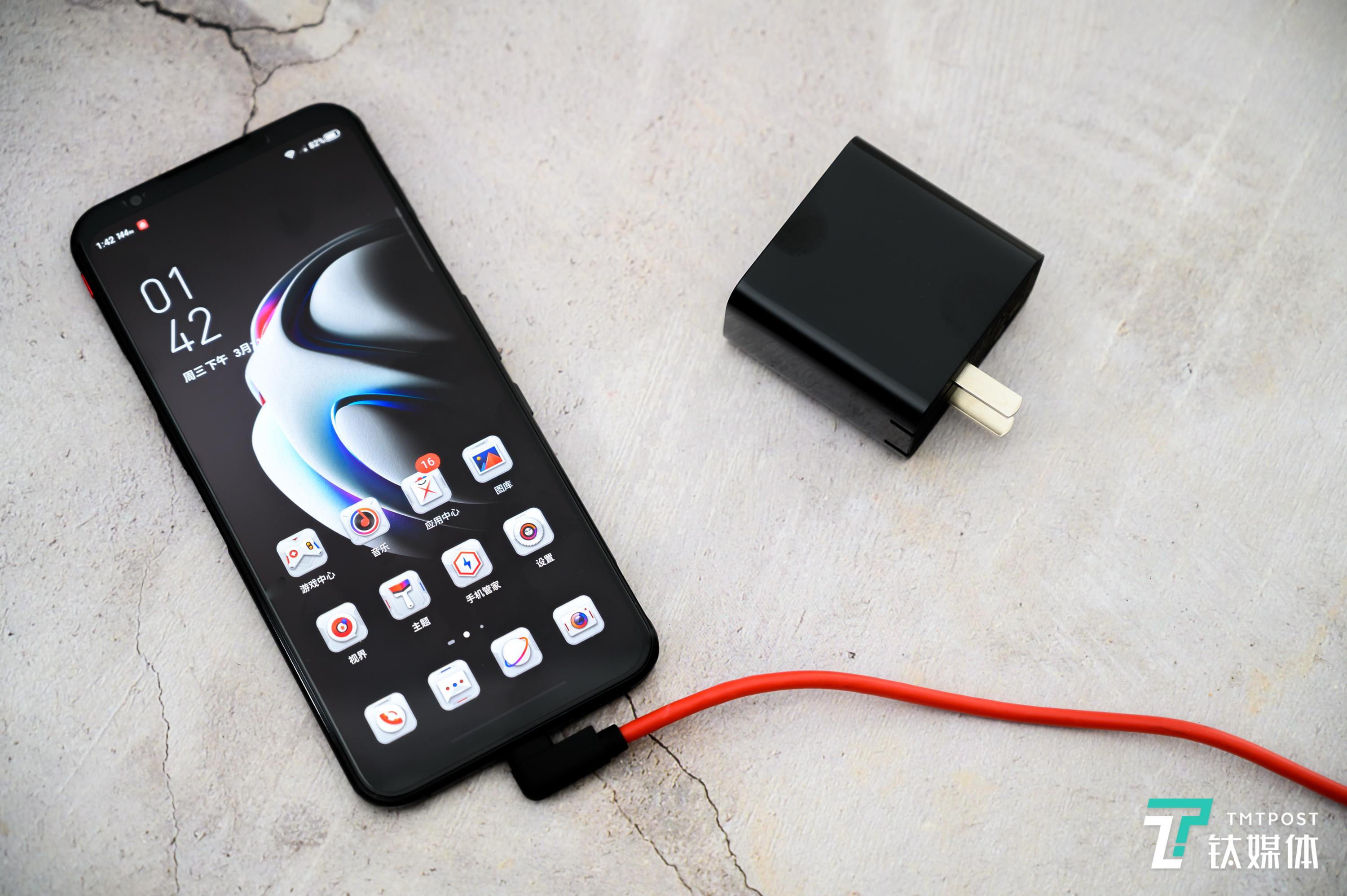 全球首发144hz刷新率屏幕,红魔5g游戏手机评测 | 钛极客