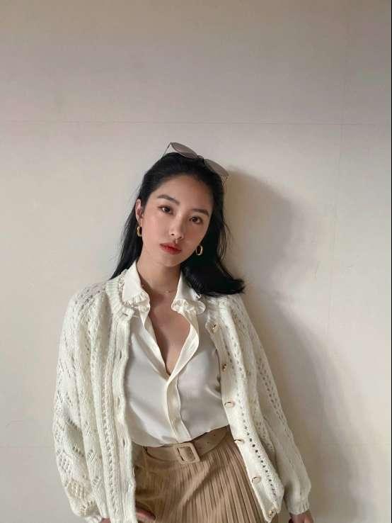 名门泽佳冯小刚没有看错人杨采钰的美不仅是酒窝由泣转笑瞬间效果更