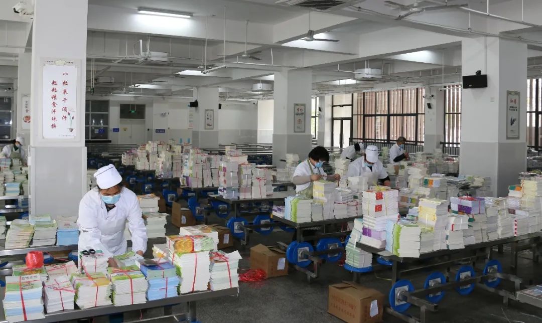 澄江市总人口_澄江市禄充风景区图片(3)