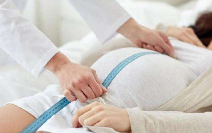 孕妇显怀和不显怀到底是怎么回事？若过早显怀，可能是这几个原因