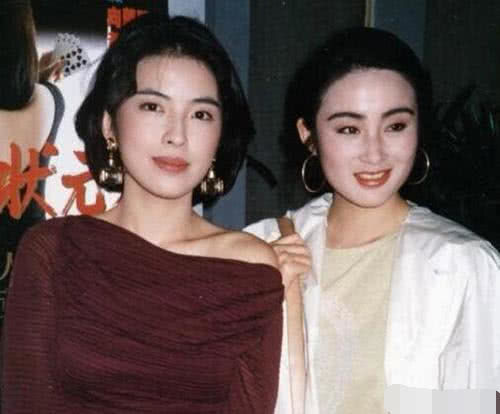 她是梅艳芳的妹妹，爱上天王后放弃事业，现在