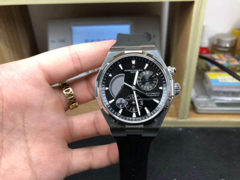 钢带怎么选，这些几款不同年龄的腕表，怕你Hold不住_搜狐汽车_搜狐网