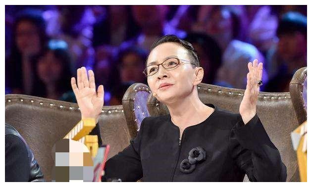 宋丹丹小孙子正面照曝光！白胖可爱能下地，被