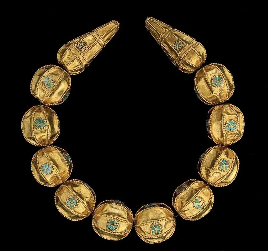 埃及藏品：纽约大都会艺术博物馆(5) 各种珠宝首饰、镶嵌：金枝玉叶、工艺精巧【220幅大图】 - 知乎