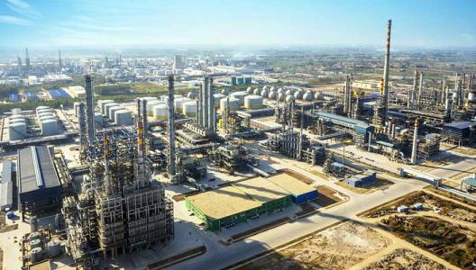 中东土豪国家为啥不自己搞“精加工”？这下有