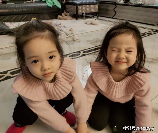 杨阳洋宠妹成常态，轮番公主抱双胞胎妹妹，乐