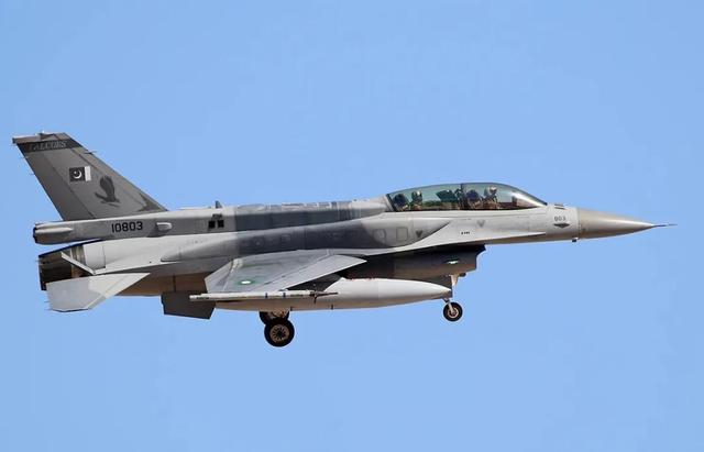 心痛巴基斯坦f16战斗机突然坠毁中国歼10c有望取代吗